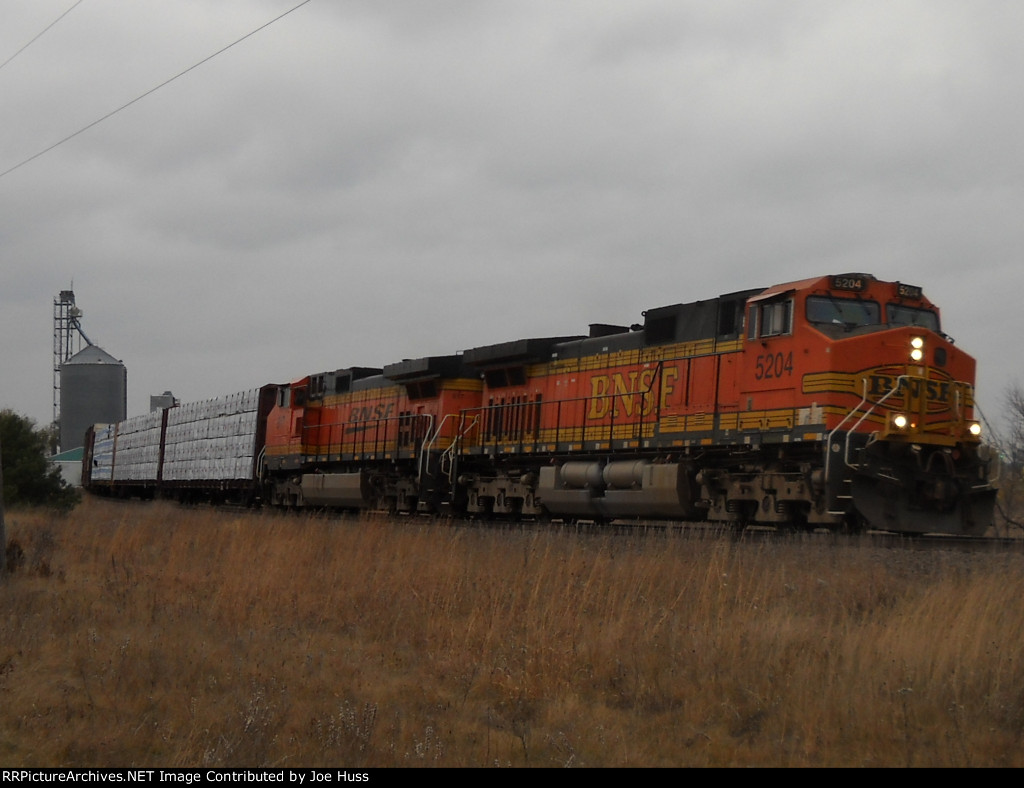 BNSF 5204 East